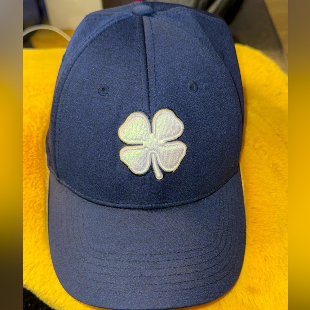 LIVE LUCKY Branded Navy Blue and White Golf/Baseball Hat, Men Size Large/XL